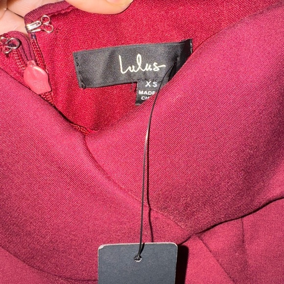 Lulu’s glam burgundy off shoulder dress size xs - Picture 7 of 8